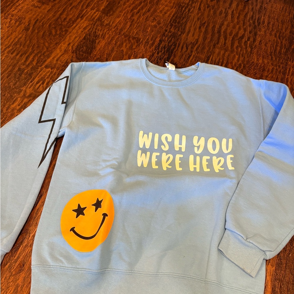 Preppy Blue Graphic Sweatshirt with Smiley Face